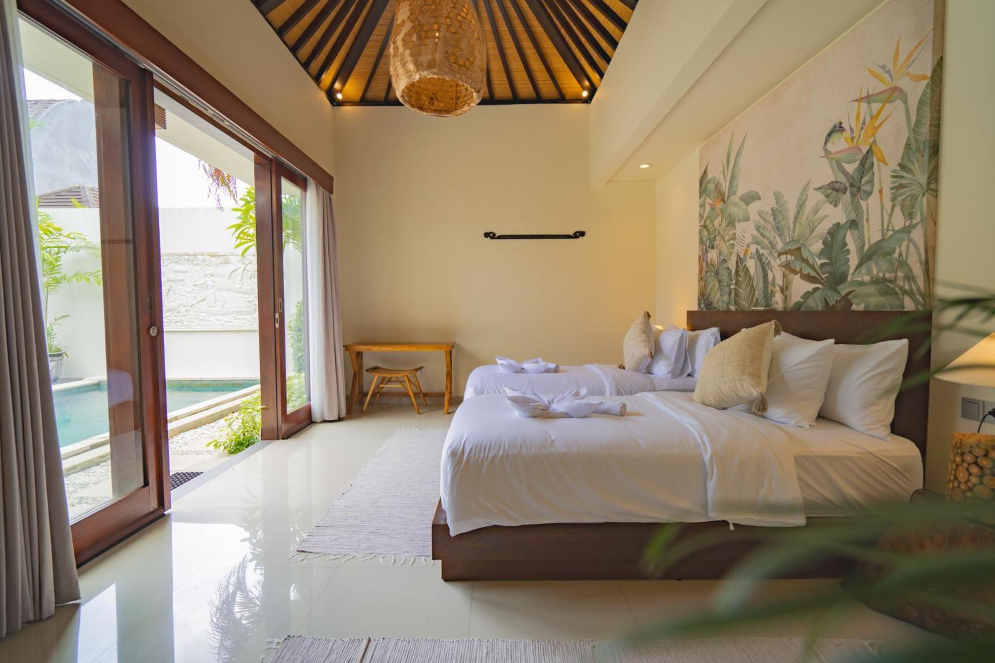 Cari Surf Uluwatu (Bali)