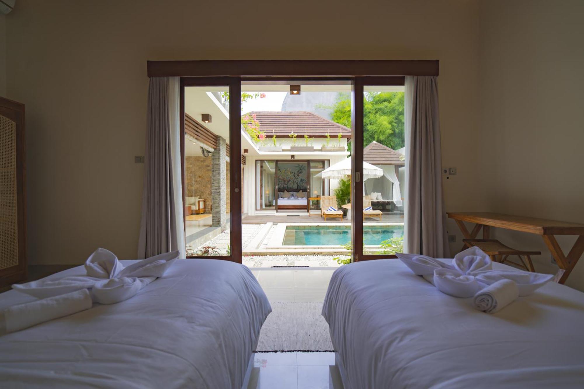 Cari Surf Villa