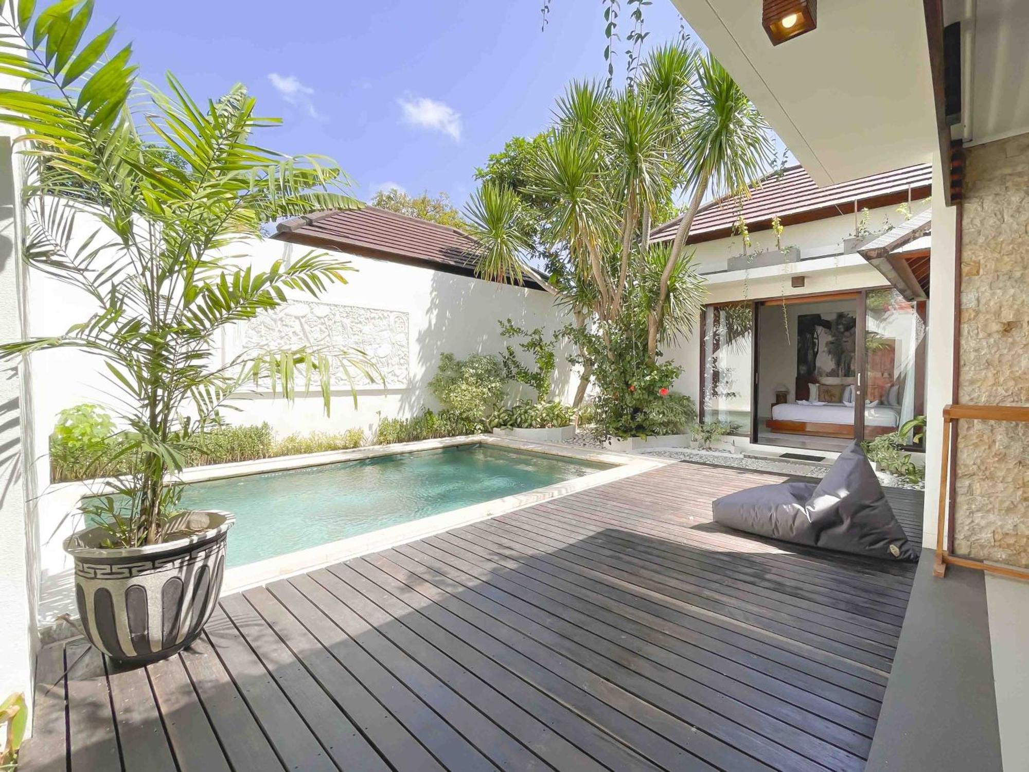 Cari Surf Villa *