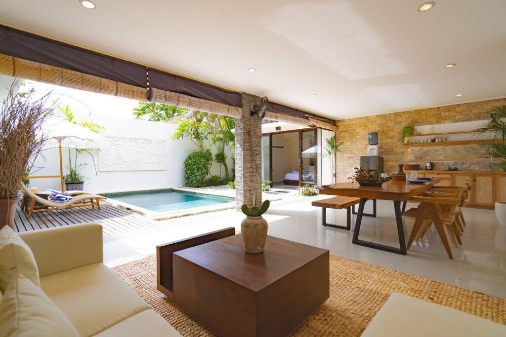 Cari Surf Villa Uluwatu